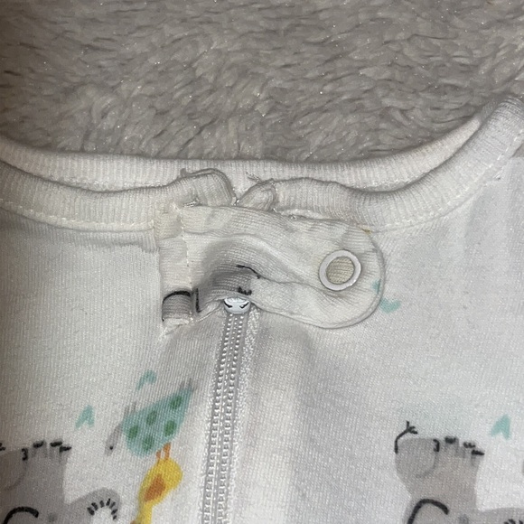 (2 for $10) gerber zip up animal footie/ sleeper gender neutral - Picture 5 of 7